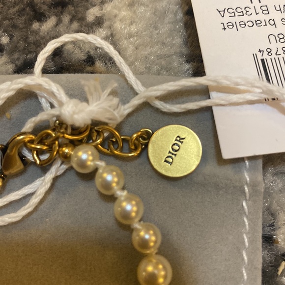 Dior 30 Montaigne Bracelet - Picture 3 of 6